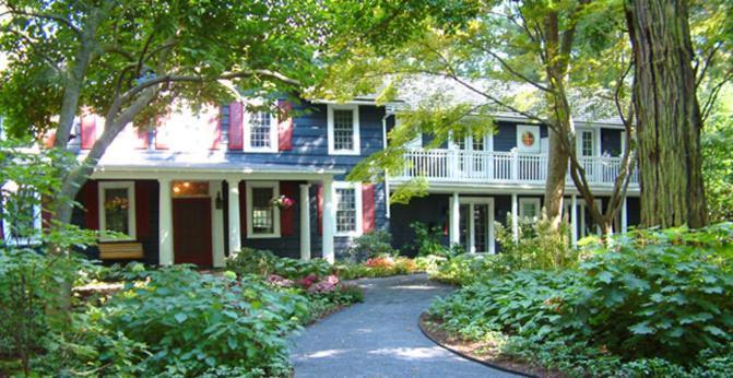 Buttermilk Falls Inn & Spa Milton Exterior photo