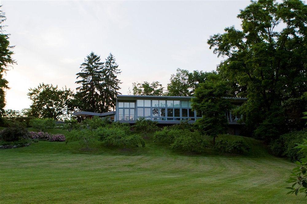 Buttermilk Falls Inn & Spa Milton Exterior photo